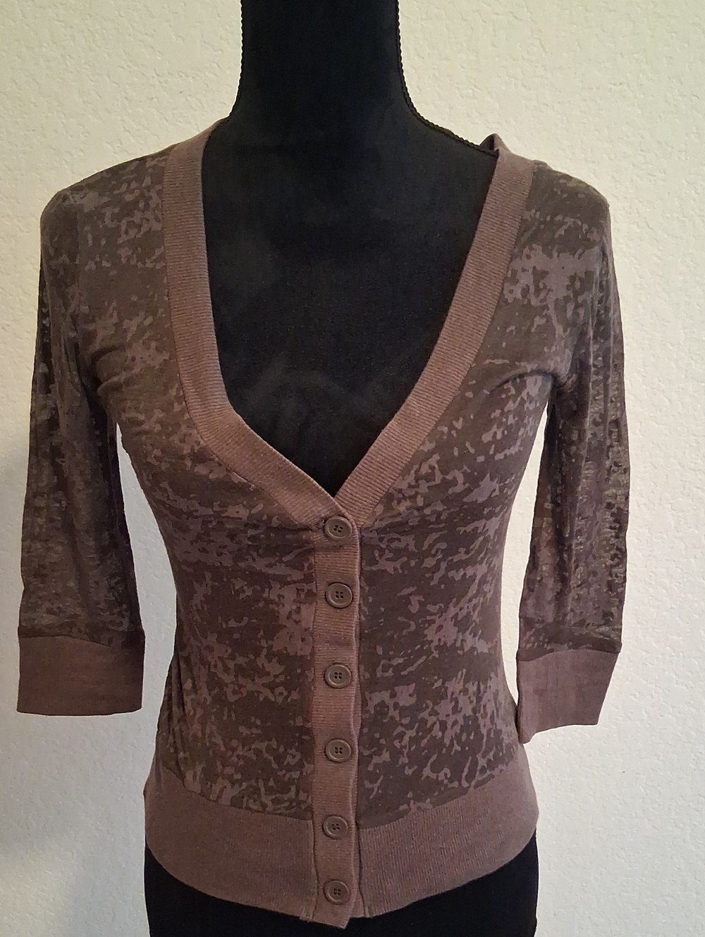 Zenana Outfitters Brown Patterned V-Neck Button-Front Cardigan